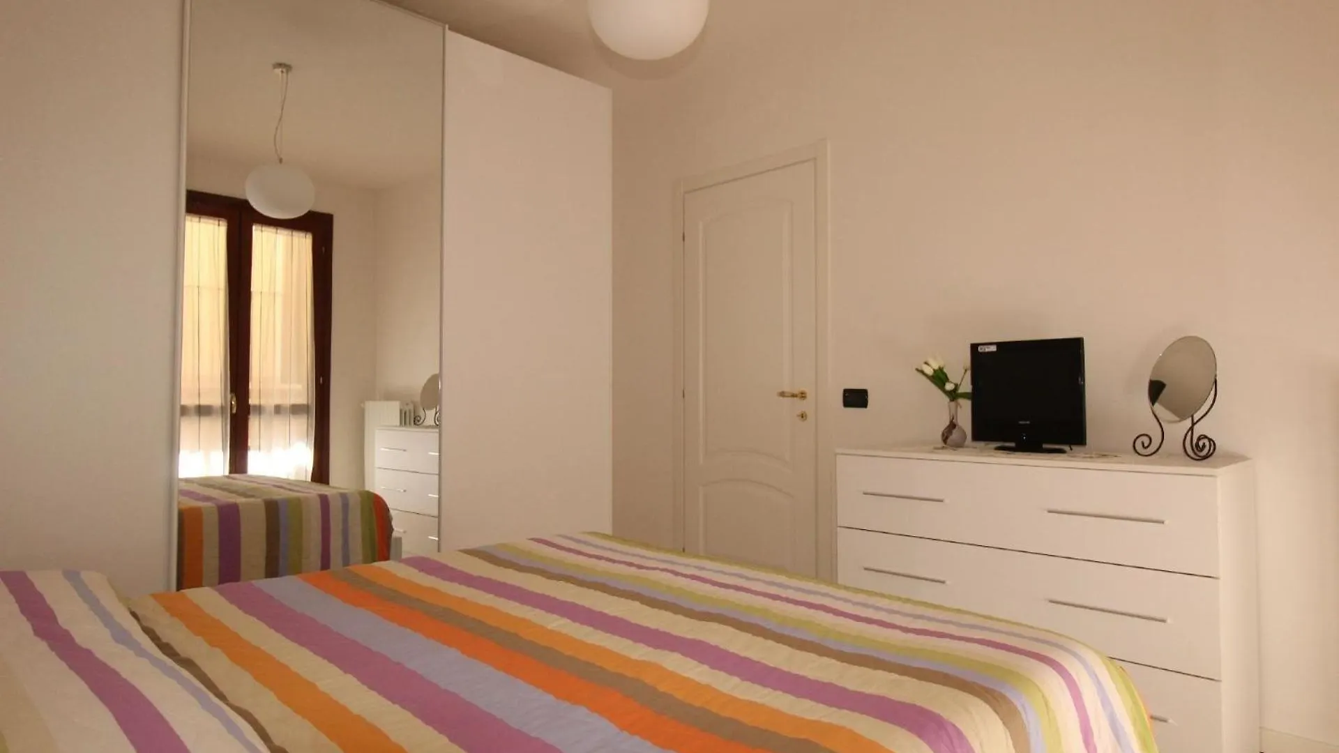 Ganzes Apartment In Toscolano-Maderno Mit Privatparkplatz Und Seeblick