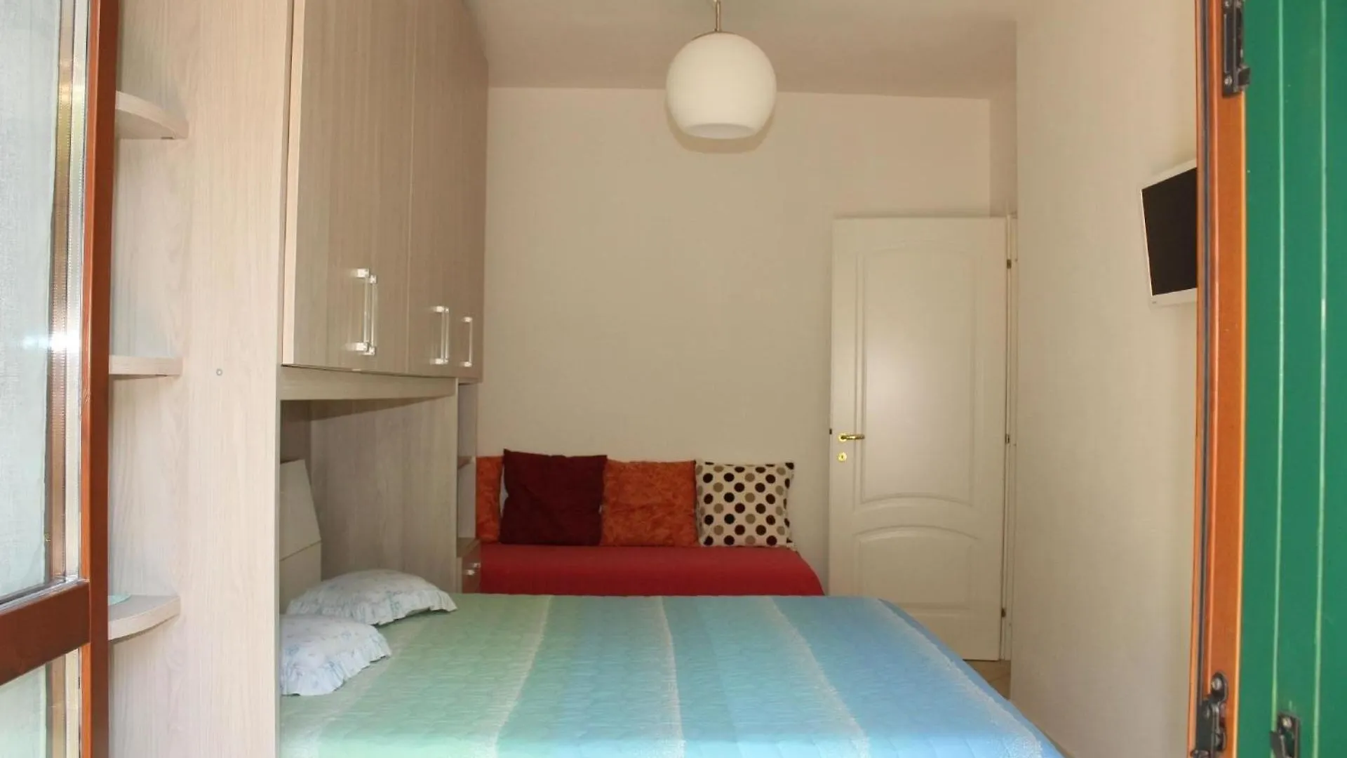 Ganzes Apartment In Toscolano-Maderno Mit Privatparkplatz Und Seeblick 0*, Toscolano Maderno Italy